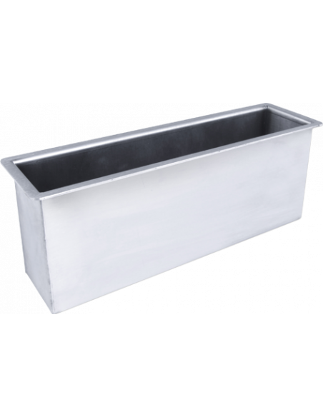Built-in water tray for pancake rakes
