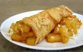 Crêpe ananas et caramel beurre salé